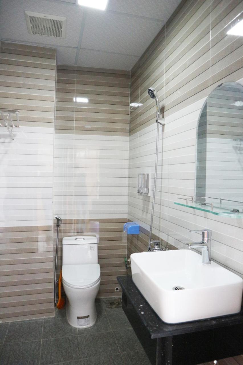 קוי נון Anh Quan Hotel מראה חיצוני תמונה