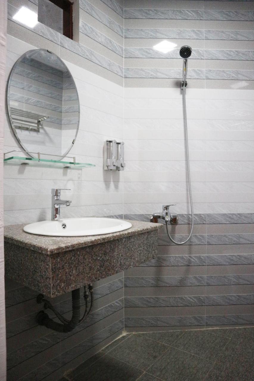 קוי נון Anh Quan Hotel מראה חיצוני תמונה